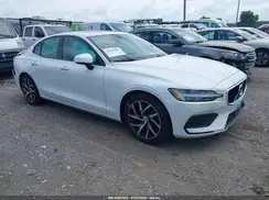 7JR102FK3KG009974 2019 VOLVO S60