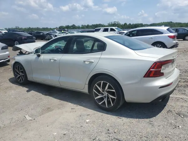 7JR102FK3KG011952 2019 VOLVO S60 - Image 2