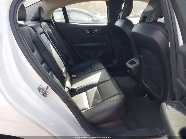 7JR102FK3KG014298 2019 VOLVO S60 - Image 8