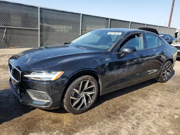 7JR102FK3LG037212 2020 VOLVO S60 - Image 1