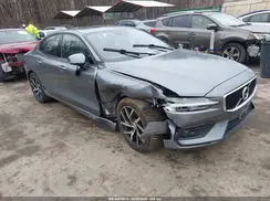 7JR102FK3LG047397 2020 VOLVO S60