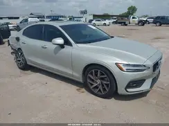 7JR102FK3LG047464 2020 VOLVO S60