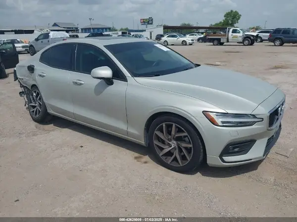 7JR102FK3LG047464 2020 VOLVO S60 - Image 1