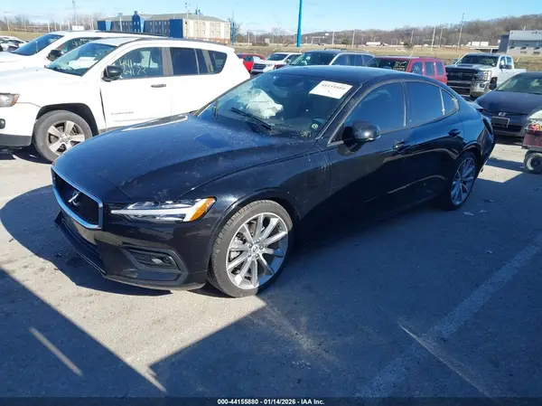 7JR102FK3LG047481 2020 VOLVO S60 - Image 2