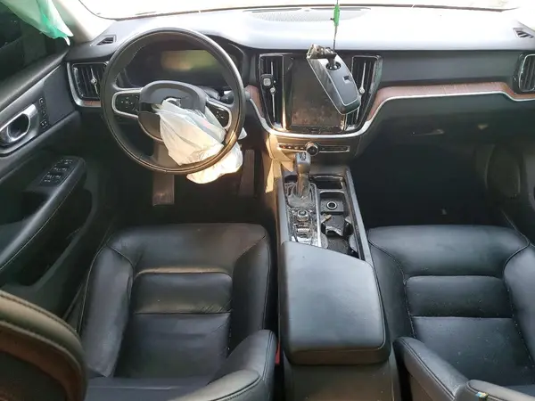 7JR102FK3LG051949 2020 VOLVO S60 - Image 8