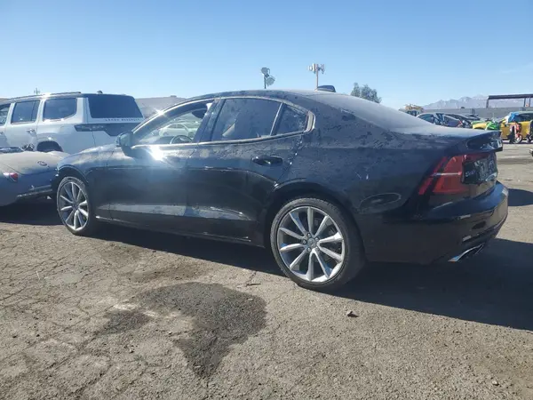 7JR102FK3MG102982 2021 VOLVO S60 - Image 2