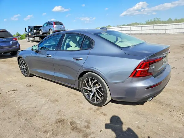7JR102FK4LG048221 2020 VOLVO S60 - Image 2