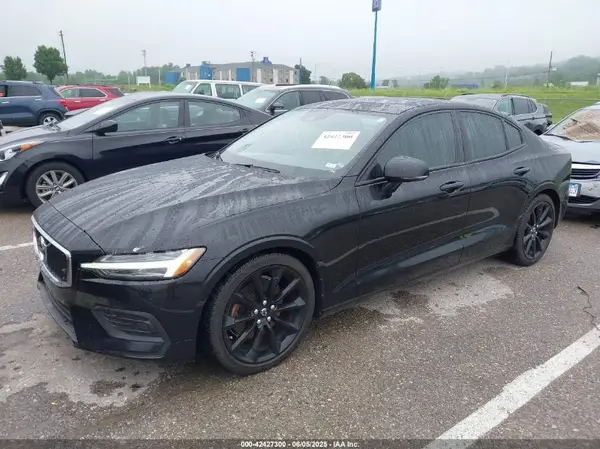 7JR102FK4LG048493 2020 VOLVO S60 - Image 2