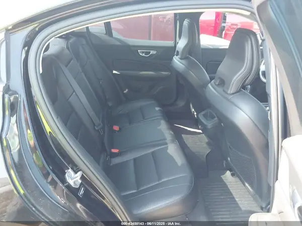 7JR102FK4MG095573 2021 VOLVO S60 - Image 8