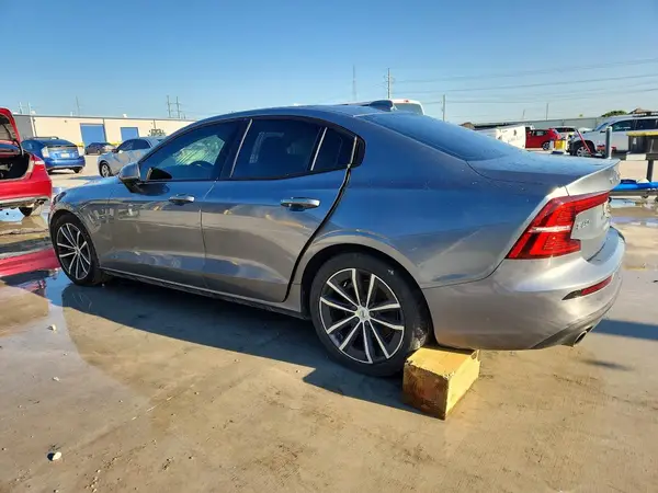 7JR102FK4MG096576 2021 VOLVO S60 - Image 2