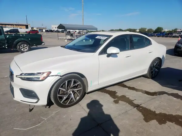 7JR102FK5KG016375 2019 VOLVO S60 - Image 1