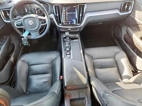 7JR102FK5KG016375 2019 VOLVO S60 - Image 8