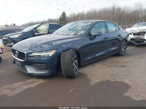 7JR102FK5LG042962 2020 VOLVO S60 - Image 2