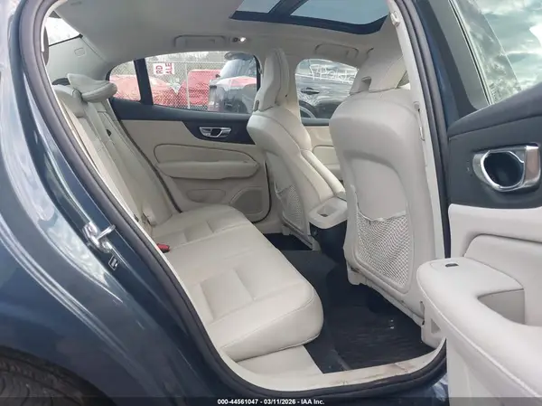 7JR102FK5LG042962 2020 VOLVO S60 - Image 8