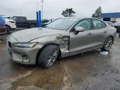 7JR102FK6KG005305 2019 VOLVO S60