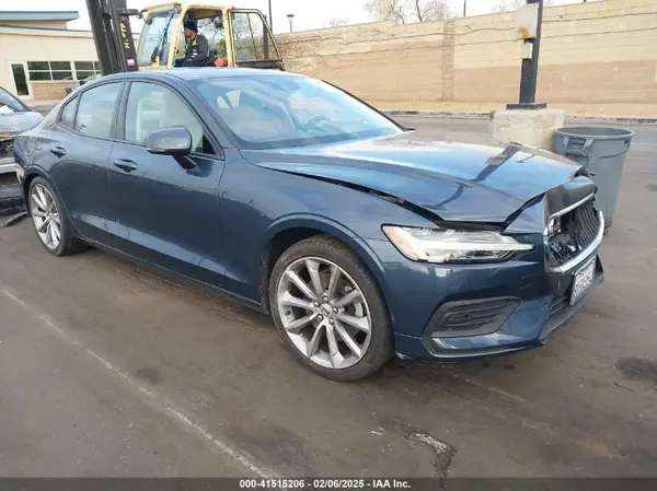 7JR102FK6KG011458 2019 VOLVO S60 - Image 1