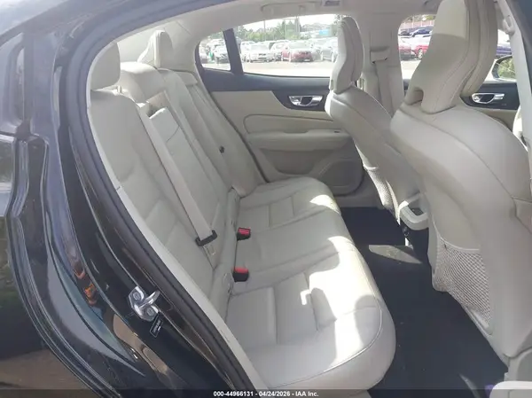 7JR102FK6LG042663 2020 VOLVO S60 - Image 8