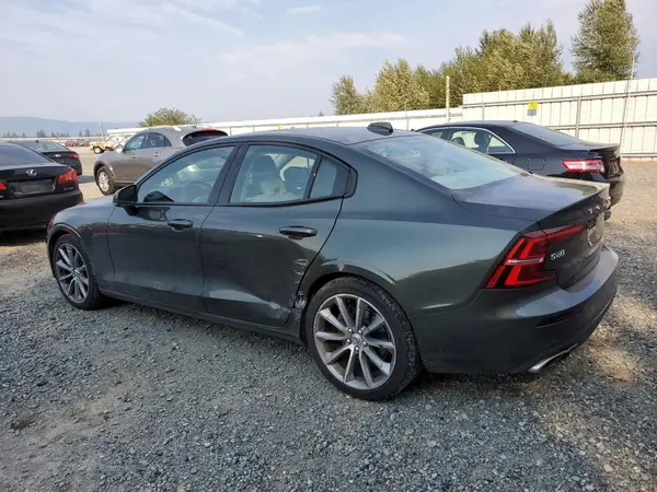 7JR102FK6LG062976 2020 VOLVO S60 - Image 2