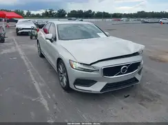7JR102FK7KG000663 2019 VOLVO S60