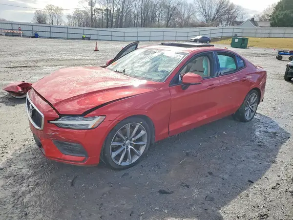 7JR102FK7KG002347 2019 VOLVO S60 - Image 1