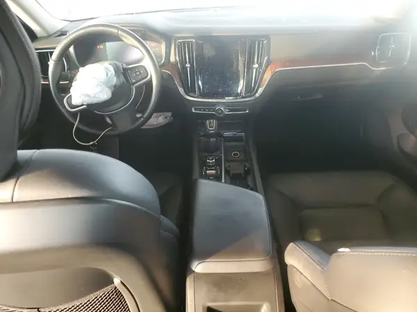7JR102FK7KG004728 2019 VOLVO S60 - Image 8