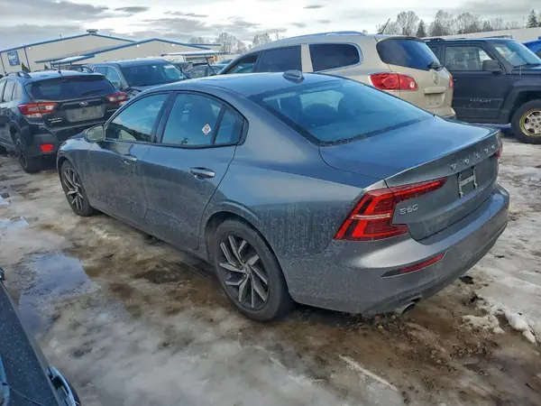7JR102FK7LG030568 2020 VOLVO S60 - Image 2