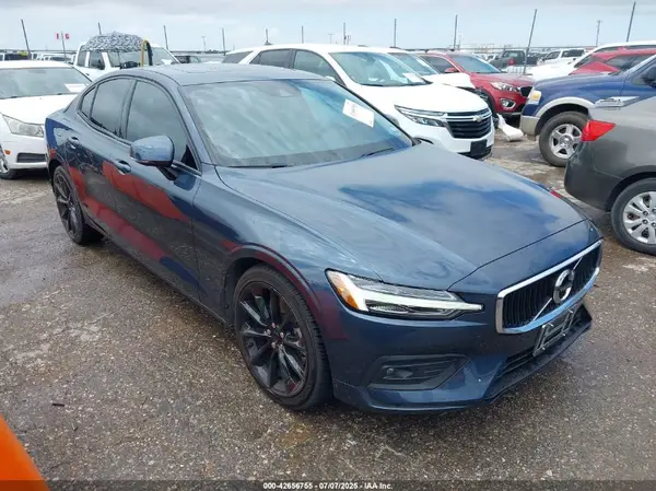 7JR102FK7MG092974 2021 VOLVO S60 - Image 1
