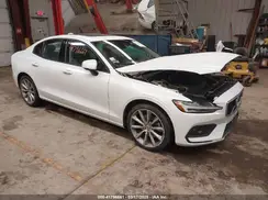 7JR102FK7MG102659 2021 VOLVO S60