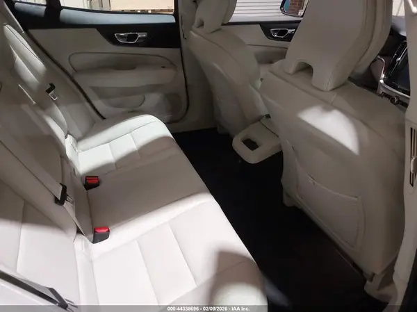 7JR102FK8KG015480 2019 VOLVO S60 - Image 8