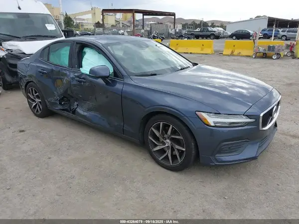 7JR102FK8LG040333 2020 VOLVO S60 - Image 1