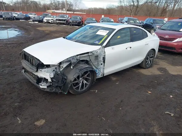 7JR102FK8LG043930 2020 VOLVO S60 - Image 2