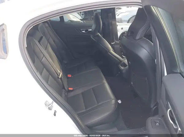 7JR102FK8LG043930 2020 VOLVO S60 - Image 8