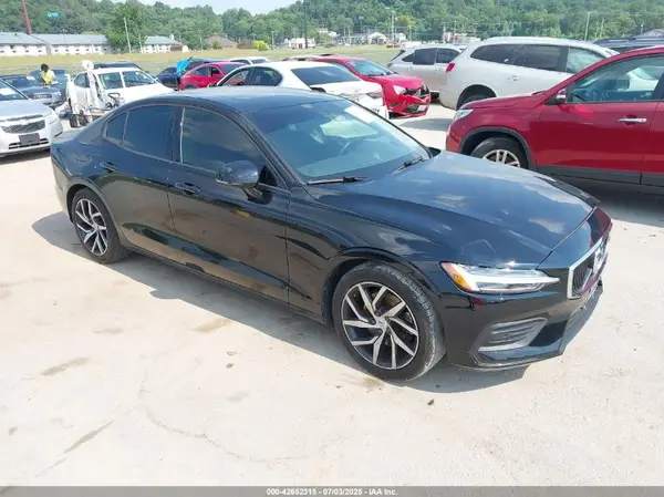 7JR102FK8LG066852 2020 VOLVO S60 - Image 1