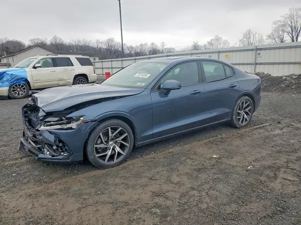 7JR102FK9KG005749 2019 VOLVO S60 - Image 1