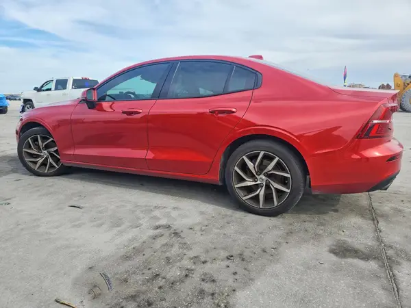 7JR102FK9KG01777 2019 VOLVO S60 - Image 2