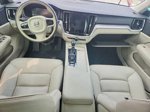 7JR102FK9KG01777 2019 VOLVO S60 - Image 8