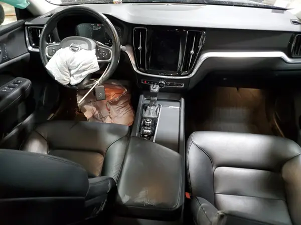 7JR102FK9LG044231 2020 VOLVO S60 - Image 8