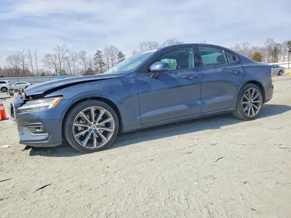 7JR102FK9LG06353 2020 VOLVO S60 - Image 1