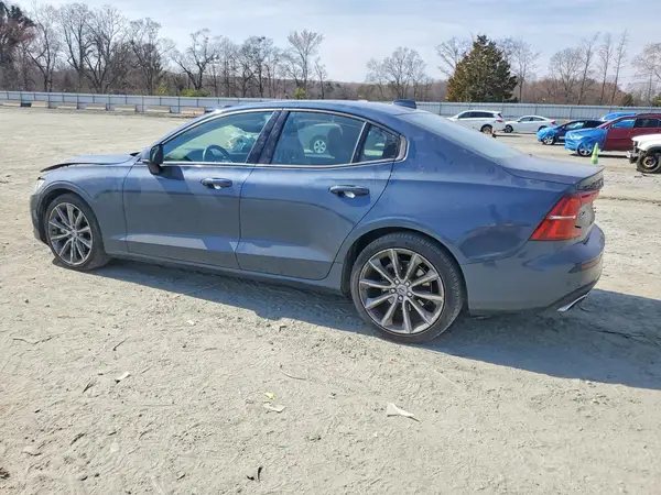 7JR102FK9LG06353 2020 VOLVO S60 - Image 2