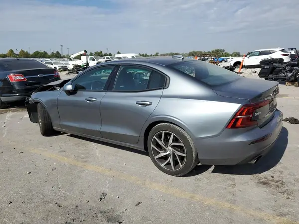 7JR102FK9LG065211 2020 VOLVO S60 - Image 2