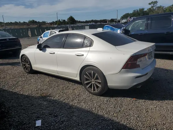 7JR102FK9MG09412 2021 VOLVO S60 - Image 2