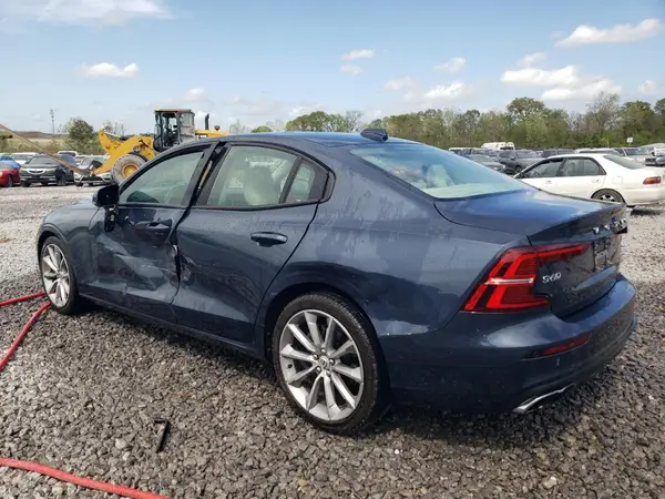 7JR102FK9MG096461 2021 VOLVO S60 - Image 2