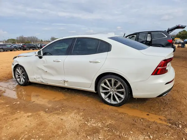 7JR102FK9MG096718 2021 VOLVO S60 - Image 2