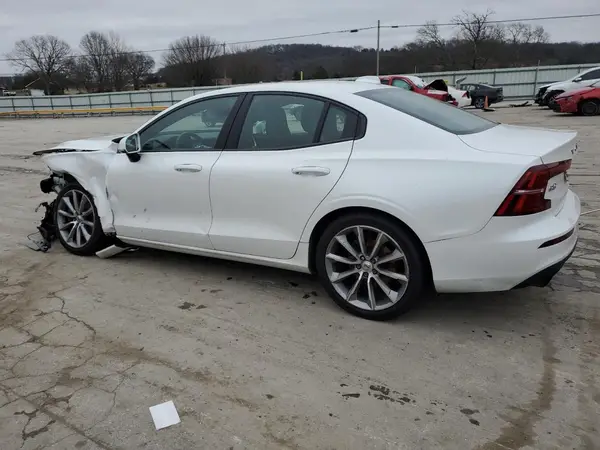 7JR102FKXKG012306 2019 VOLVO S60 - Image 2
