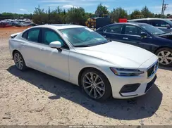 7JR102FKXLG035845 2020 VOLVO S60