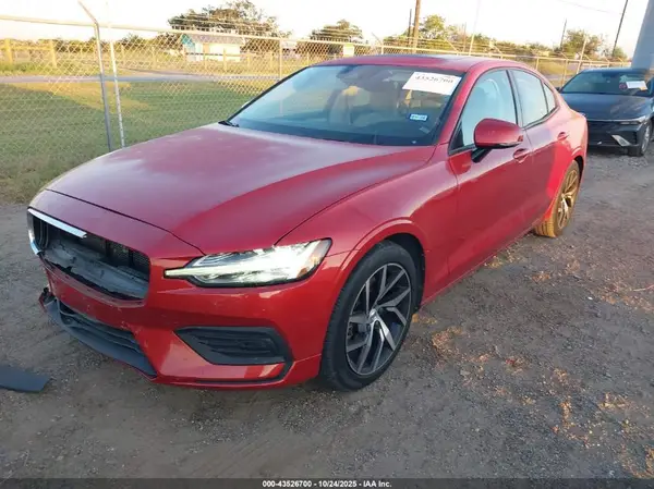 7JR102FKXLG048210 2020 VOLVO S60 - Image 2