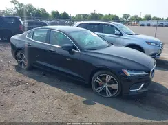 7JR102FL0LG072668 2020 VOLVO S60