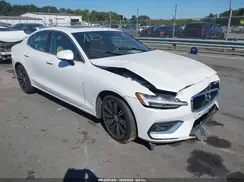 7JR102FL1LG073019 2020 VOLVO S60