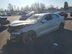 7JR102FL2KG016861 2019 VOLVO S60
