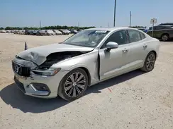 7JR102FL3LG041124 2020 VOLVO S60
